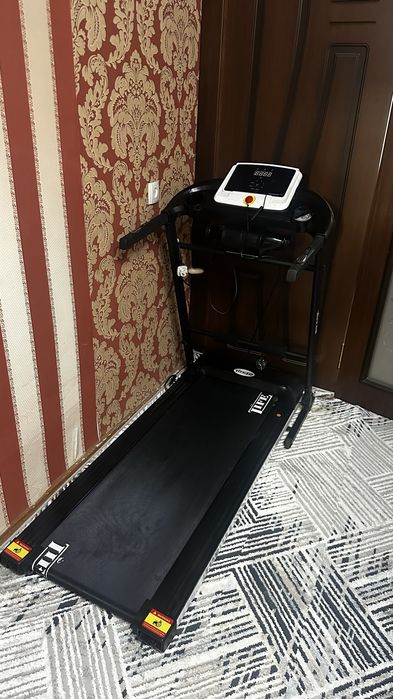 Продается беговая дорожка