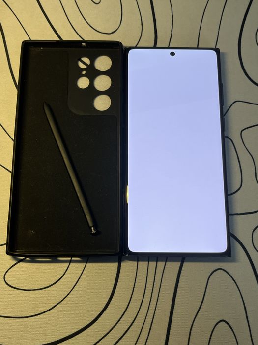 Samsung S22 Ultra 12/256