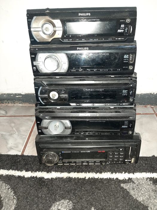 Vind casetofoane auto