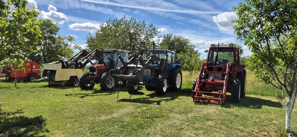 Tractor Case IH 745XL cu incarcator frontal