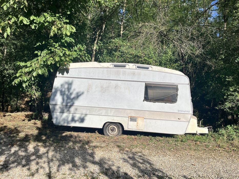 Rulota fara acte pentru santier paza sau camp Ilfov Popesti-Leordeni ...