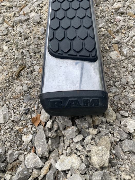 Степенка за Dodge RAM