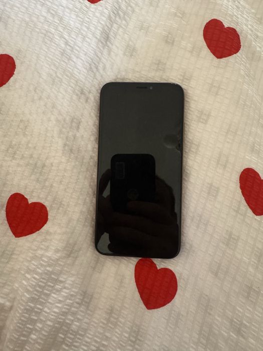 Продам айфон XS. 256 gb