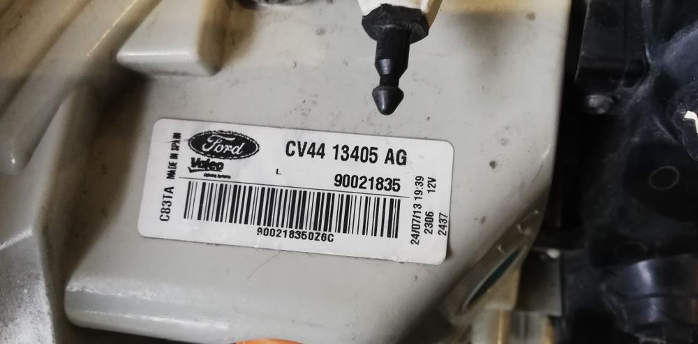 2 броя ляв стоп Ford Kuga 2 (2012-2019)