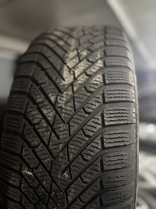 Jante originale Audi A5/S5 B10 echipate cu anvelope de iarna 235/45/18 Dot 1824