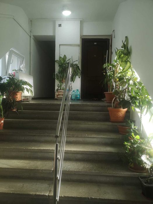 Carrefour Lujerului, Apartament decomandat, 3 camere, la bulevardul Iuliu Maniu