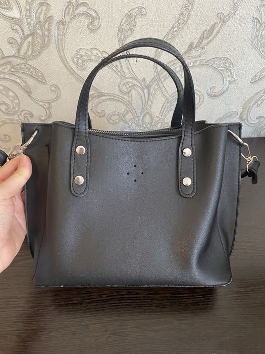 Сумка в хорошем состоянии