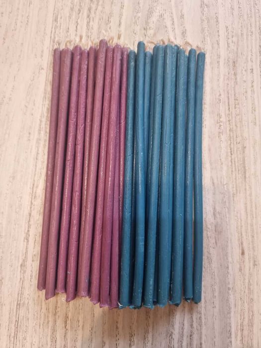 Тънки свещи от пчелен восък.Черни,червени,зелени,жълти,сини,лилави,бел