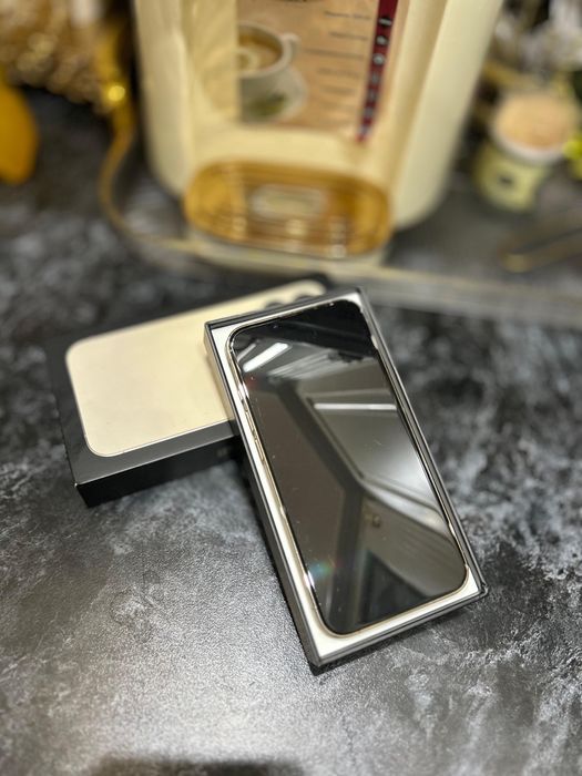 iPhone 13 pro 128GB Gold