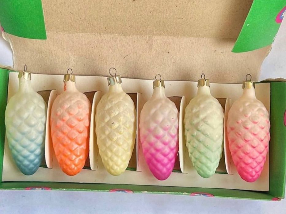 Продам новогодние украшения