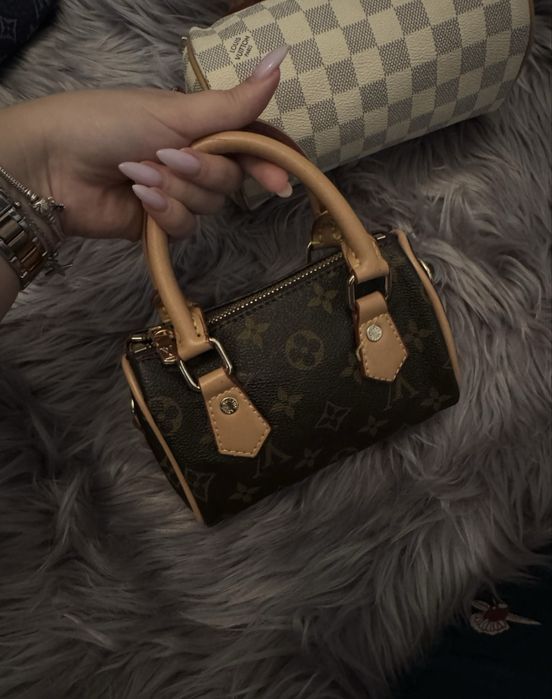 Дамски елегантни чанти