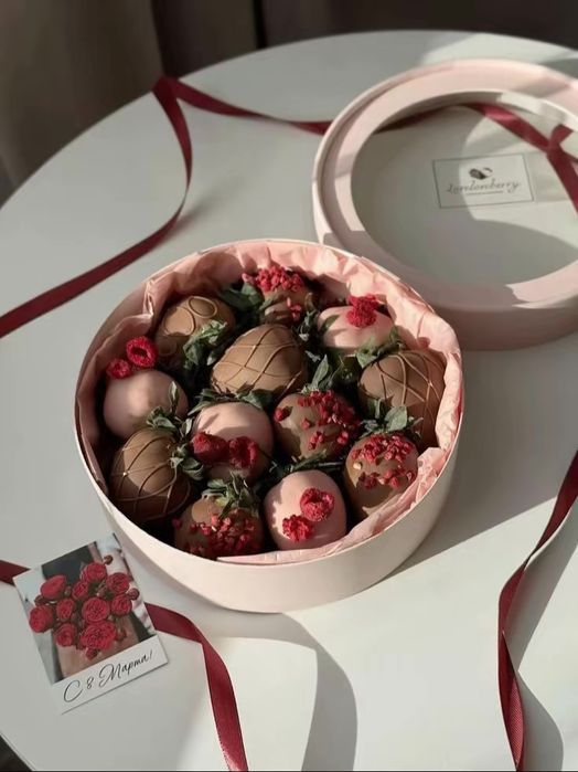 Клубника в шоколаде на заказ