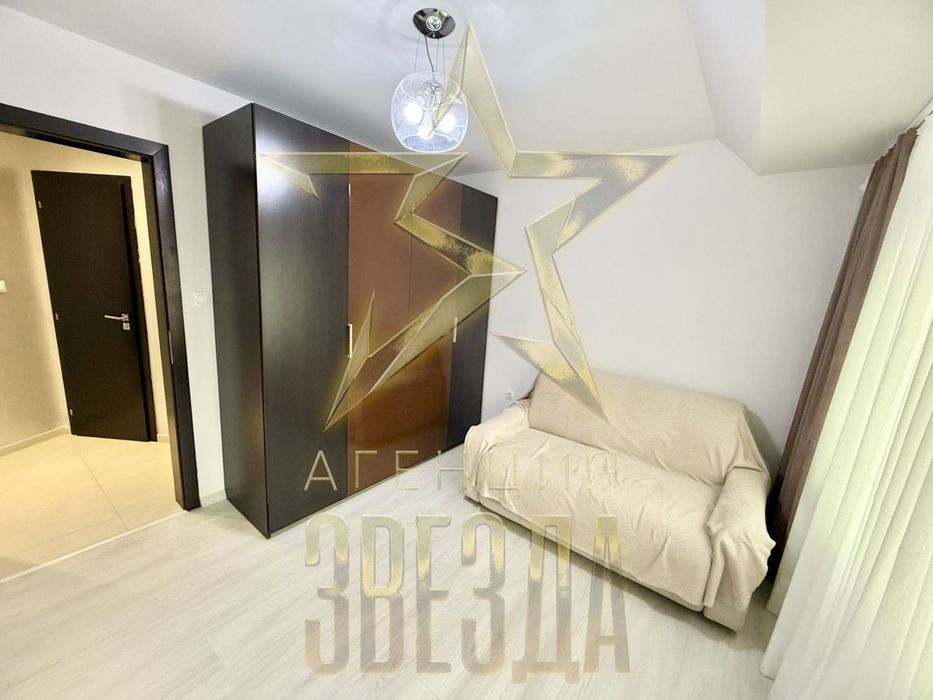 Обзаведен 3-стаен с опция за Гараж - до пешеходния мост, супер цена!