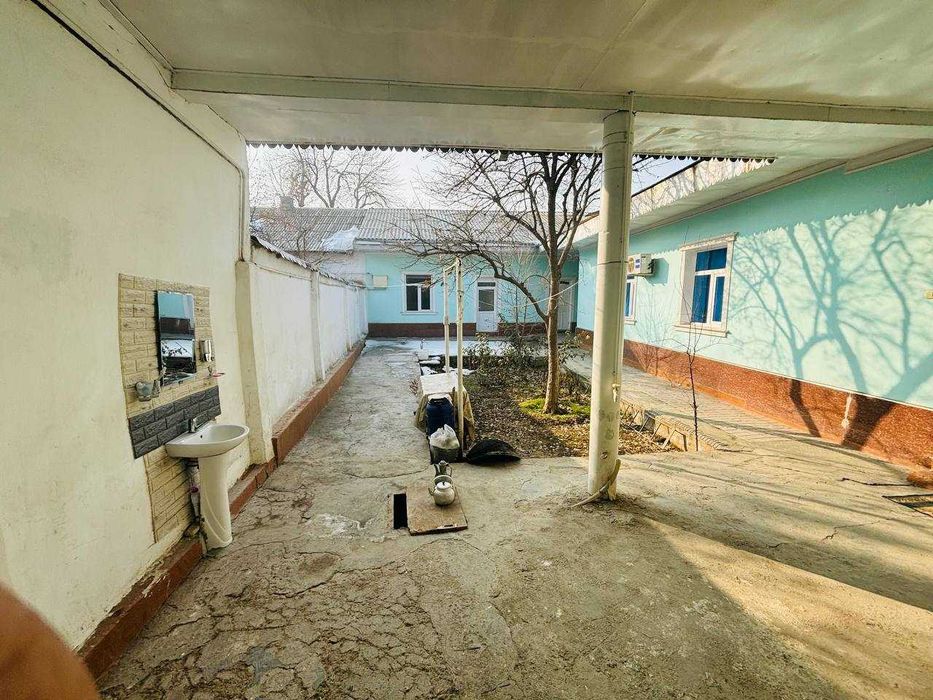 Коттедж - 6 Комнат, Все Удобства Для Жилья, Канализация Существует.