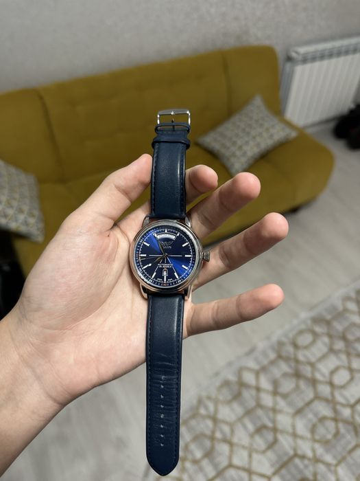 Aviator douglas wathes