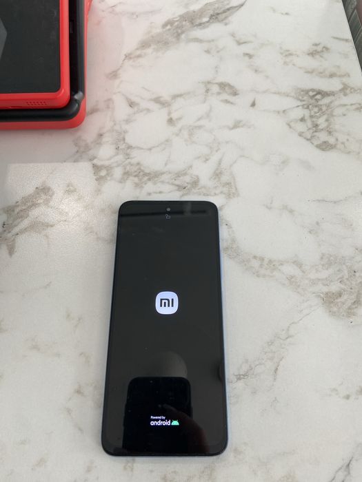 Редми 12  в хорошем состоянии