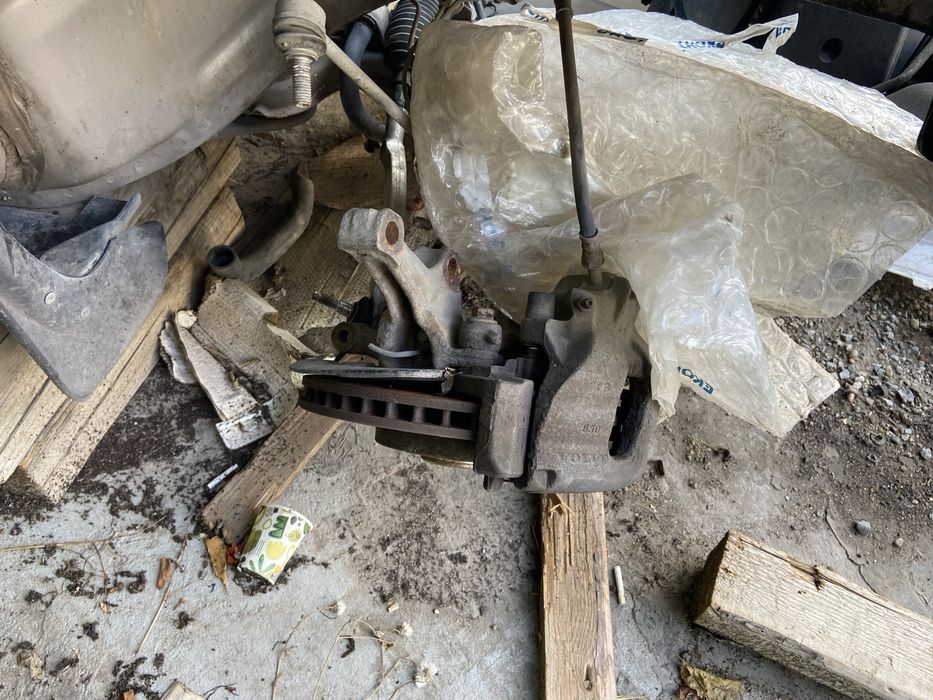 Volvo S80 2.4 1999г. на части