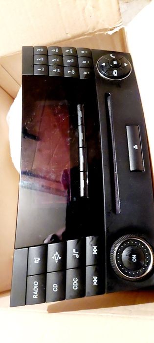 Километраж, дебитомер, радио и странични духалки от Мерцедес Е калса W