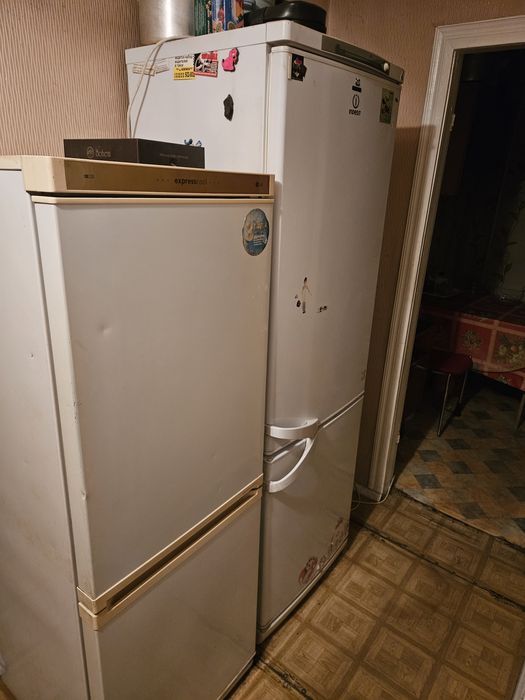 Продаю холодильники LG express cool и INDESIT