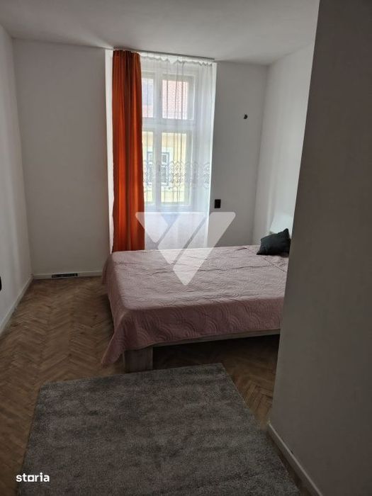 Apartament de inchiriat la casa 3 camere 70 mp zona centrala Sibiu