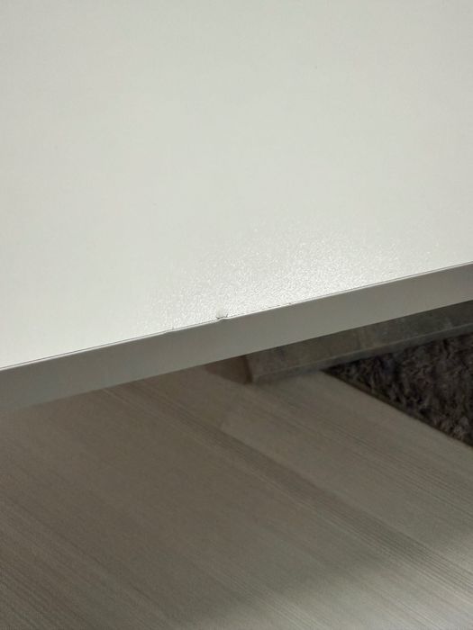 Холна маса - използвана,но в перфектно състояние