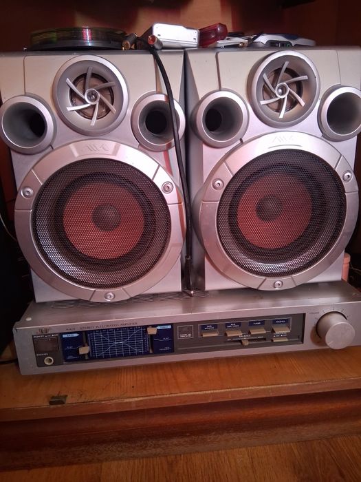 JVC A - K11  amplificator cu boxe preț  250 lei