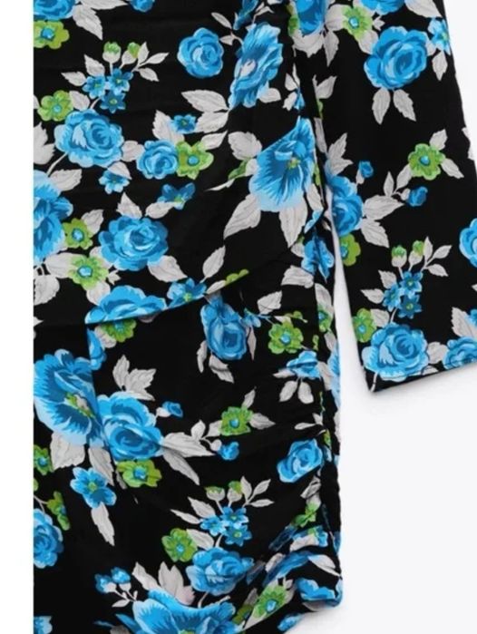 Елегантна рокля с дълъг ръкав на ZARA