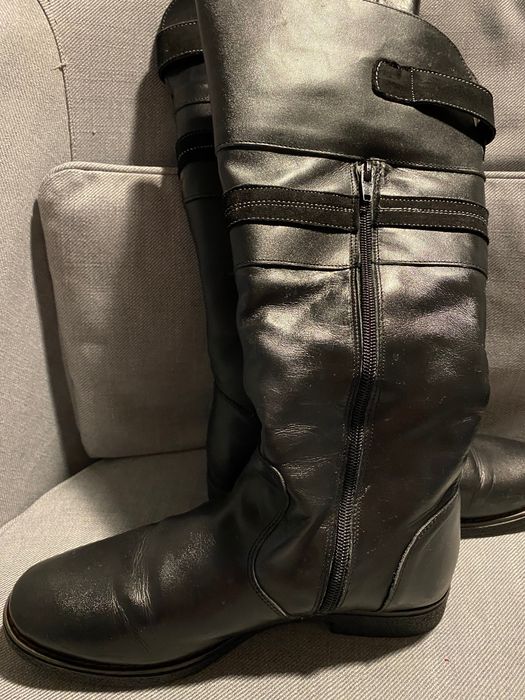 Cizme negre din piele