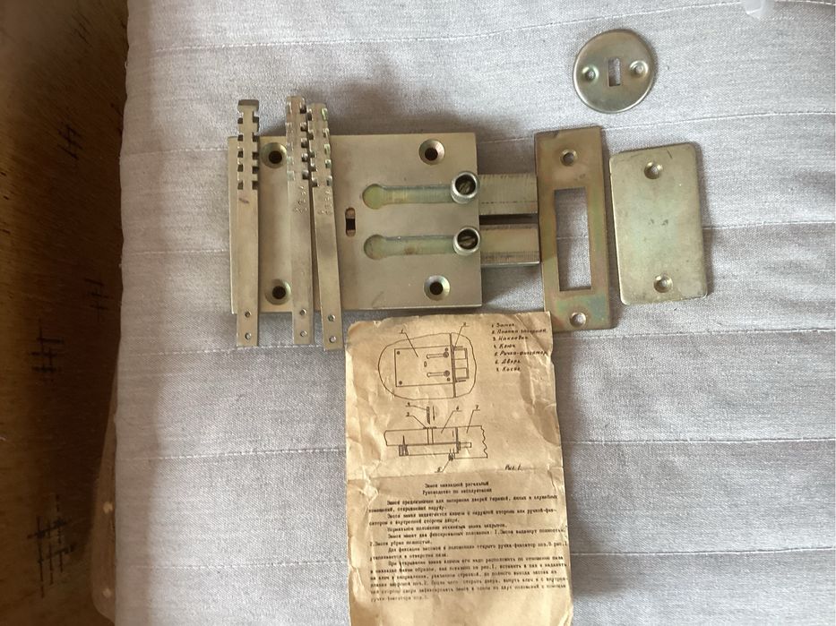 Продава се Гараж / Паркомясто в Брацигово - 221 кв.м за 1 €/кв.м - Снимка #1