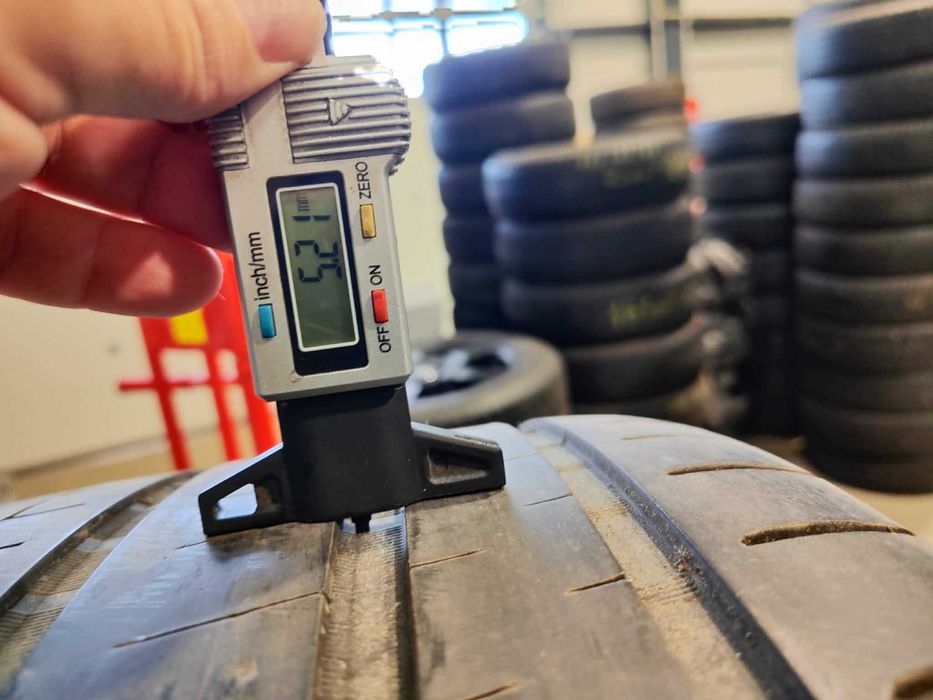 4бр.летни гуми 265/35/19 Vredestein