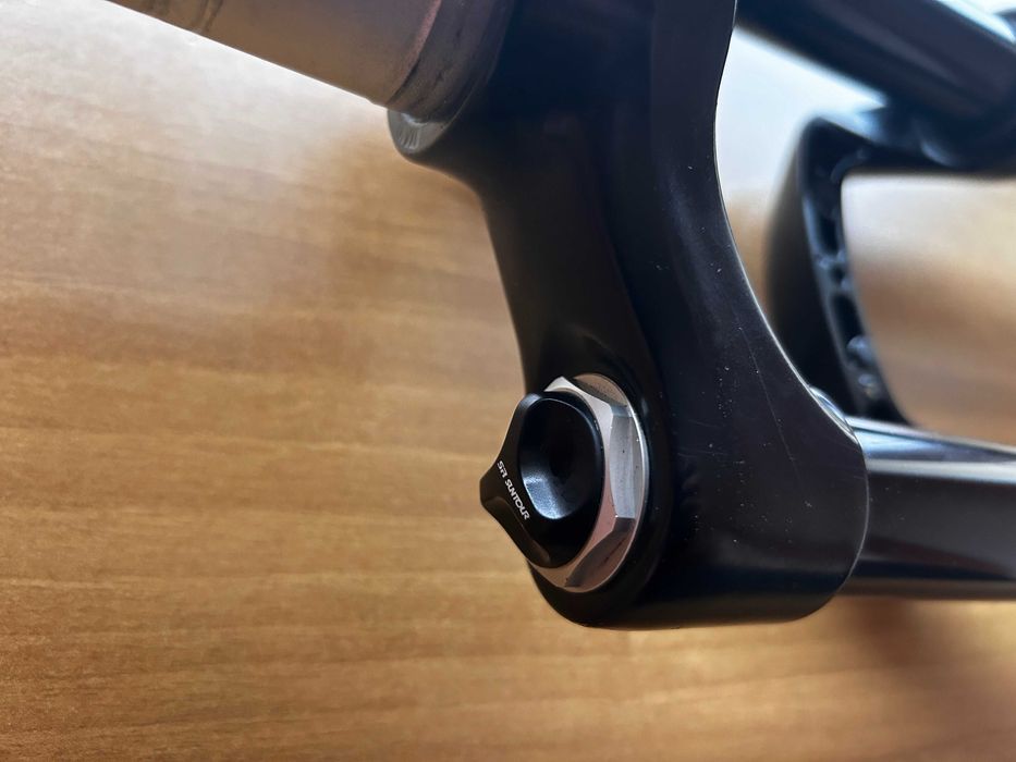 Вилка Suntour Raidon 32 Air, 100mm