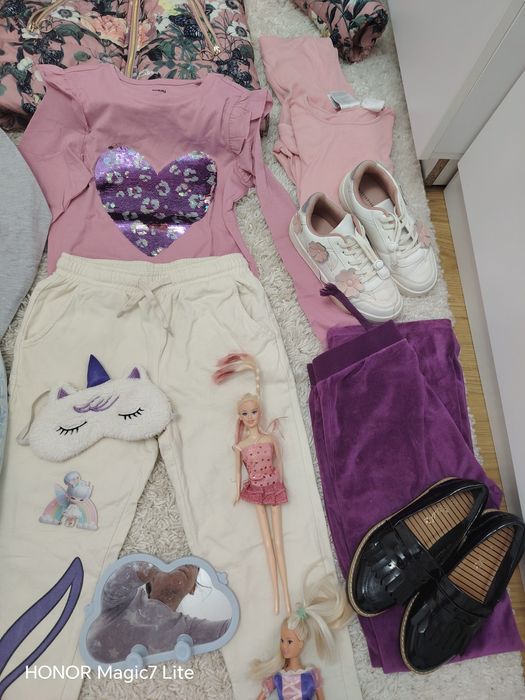 Lot hainute fetita 7-9 ani