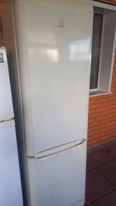 большая морозильная  камера