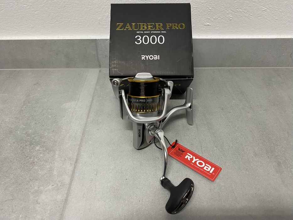 Въдица и макара за риболов на мач