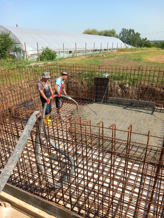 Pompa de beton fixa