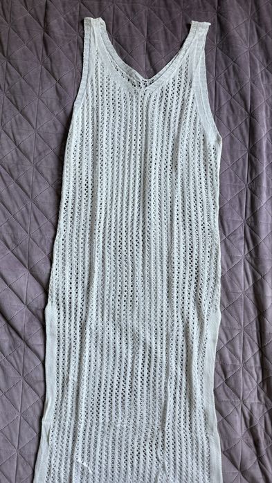 Елегантна бяла плажна рокля + подарък скрънчи – НОВА