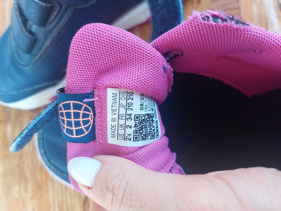 Маратонки adidas 34 размер