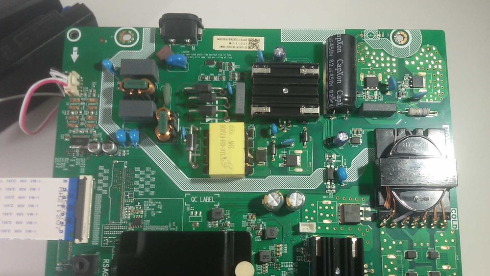 Платка от телевизор HiSense 50A6BG с колонки DZ-50A53FEVS (0006)