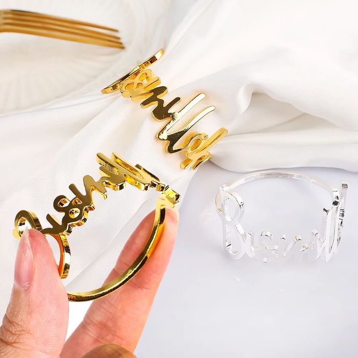 Dasturxon bezagi uchun uzuklar. “Bismillah” deb, yozilgan dekor uzuk