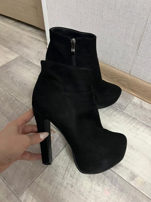 Продам б/у ботильоны(полусапожки)