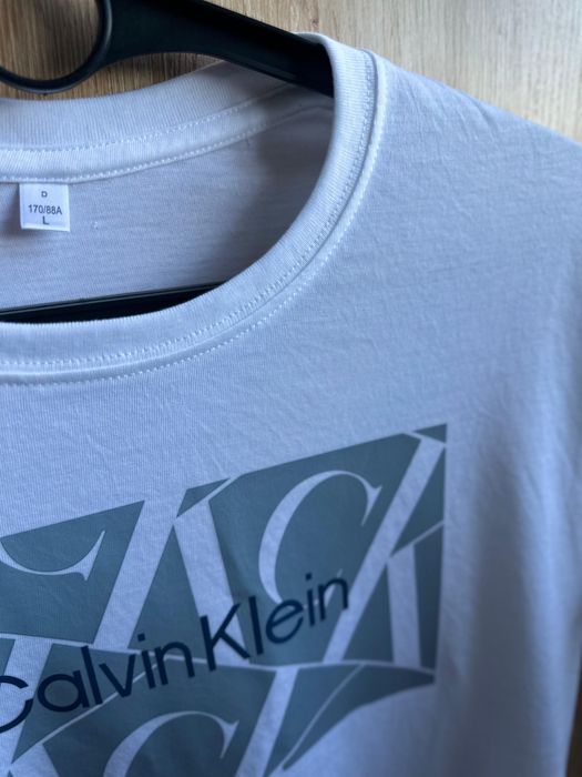 Футболка Calvin Klein