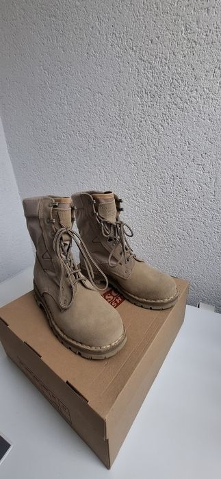 Bocanci piele intoarsa nr 42