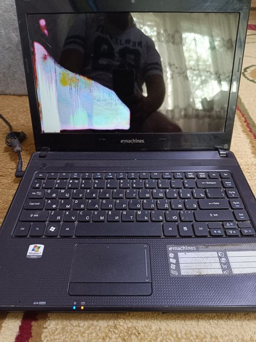 Продам ноутбуки на запчасти