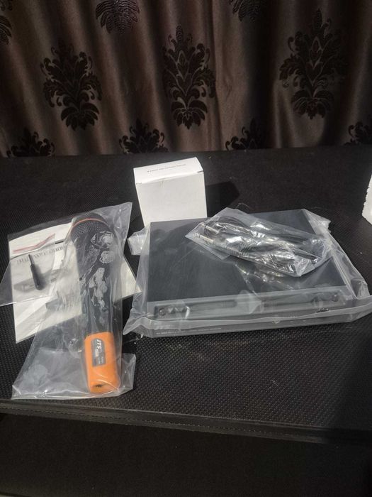 Microfon Wireless JTS US-8001D / MH-750