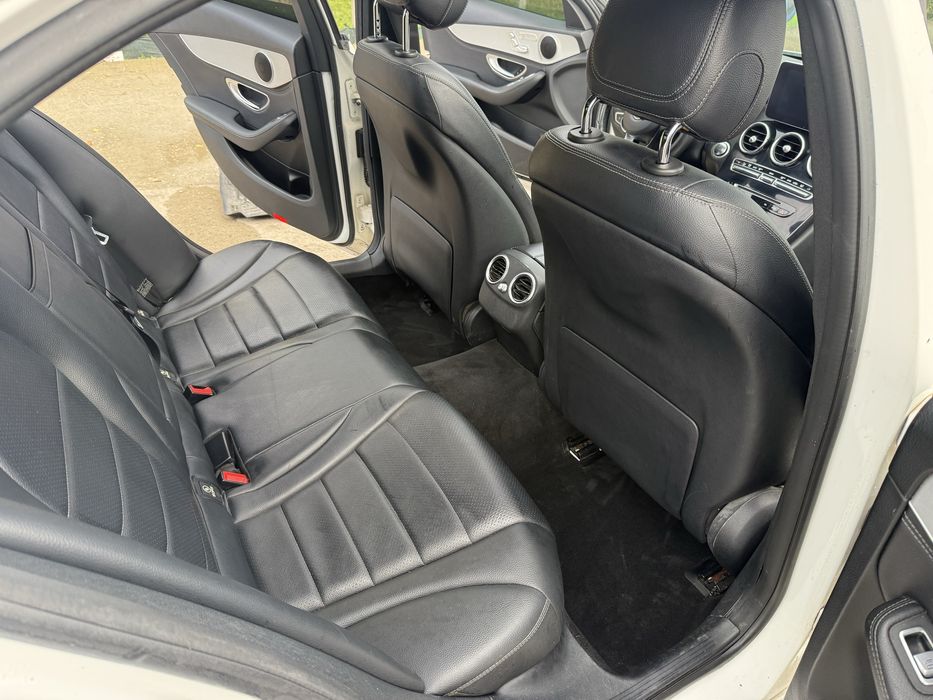 Mercedea C300 AMG 4MATIC