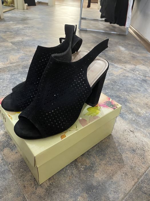 Отворени обувки