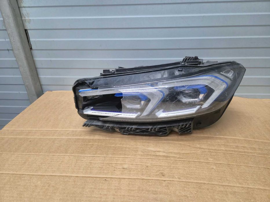 Far stanga BMW Seria 3 G20 G21 Facelift An 2022 - 2025 Cod 9450801 / 9450801-04