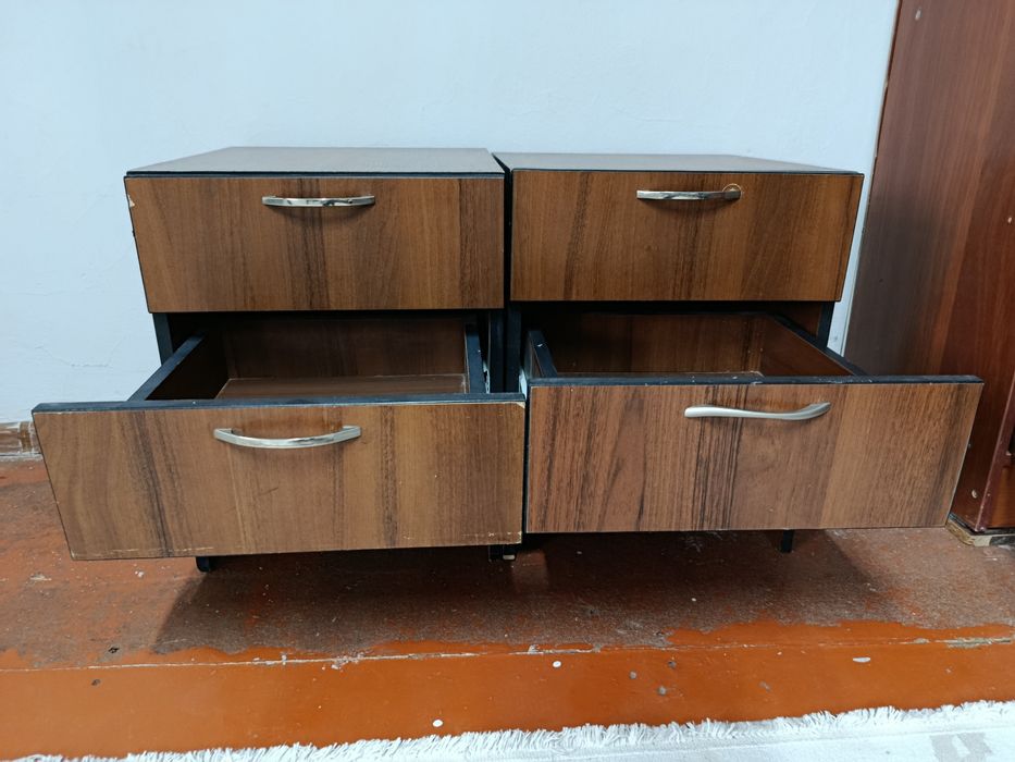 Продаю Тумбочка.