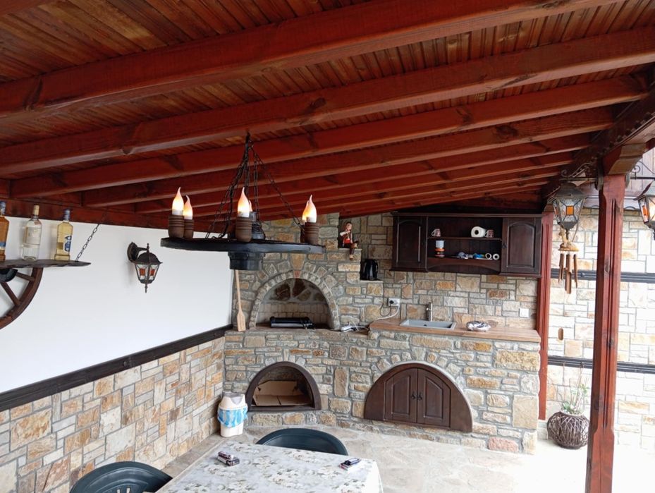 Полилеи, осветление от автентични колела от каруца с дървени чашки