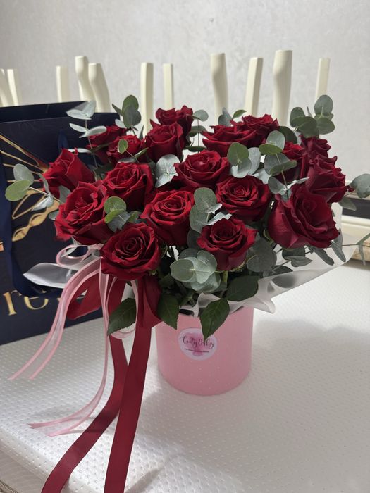 Букет роз 18 штук